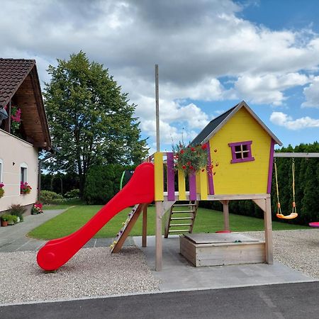 Studio Apartma Zirovnik แซเคลียนาโกเรนสเคม ภายนอก รูปภาพ
